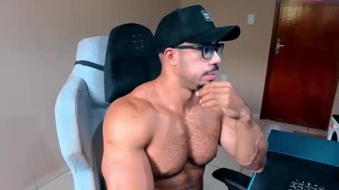 Snapshot of mikehotk chatting on November 3, 7:15 pm mikehotk online show from November 3, 7:15 pm