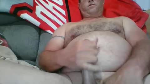 Snapshot of mikes6inch chatting on October 16, 4:35 am mikes6inch online show from October 16, 4:35 am