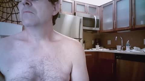 Snapshot of mikewulds chatting on November 11, 2:50 pm Mike online show from November 11, 2:50 pm