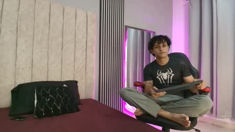 mikey_banji online show from September 10, 4:56 am