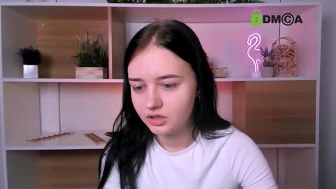 Snapshot of miki_ti chatting on November 5, 6:02 am miki_ti online show from November 5, 6:02 am