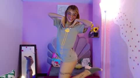 Mikka 3 online show from September 24, 1:47 pm