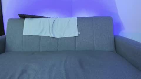 mila  online show from February 18, 9:22 pm