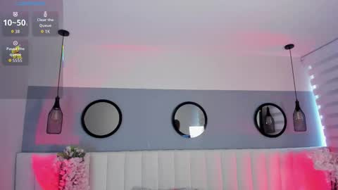 Snapshot of mila_hank chatting on September 9, 12:15 pm mila_hank online show from September 9, 12:15 pm