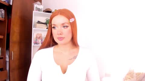 Mila online show from November 7, 8:42 pm