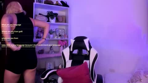 Mila online show from November 14, 2:32 am