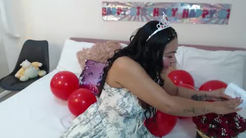 mila online show from March 14, 11:15 am