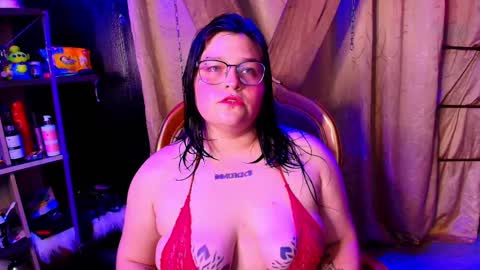 Snapshot of milaanddalia chatting on November 24, 8:58 am Milaanddalia online show from November 24, 8:58 am