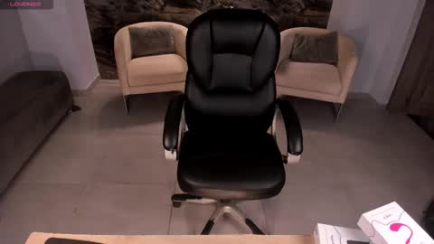 Mila online show from March 18, 3:09 am