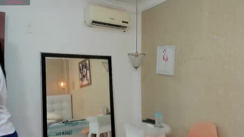 miladiosa online show from September 27, 11:59 am