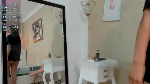 miladiosa online show from September 28, 11:37 am