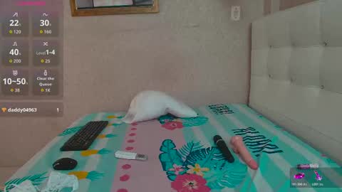 miladiosa online show from October 30, 11:55 am