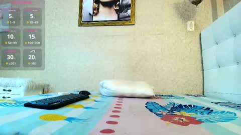 miladiosa online show from November 14, 12:15 pm