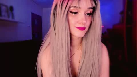 MiladyJolie online show from April 25, 6:38 am