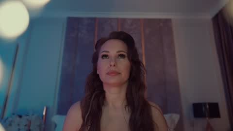        online show from February 1, 5:11 pm