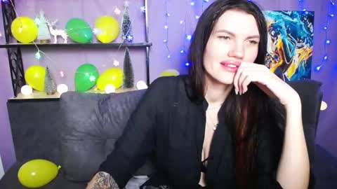 Snapshot of milaloona chatting on January 13, 1:39 pm Milaloona online show from January 13, 1:39 pm