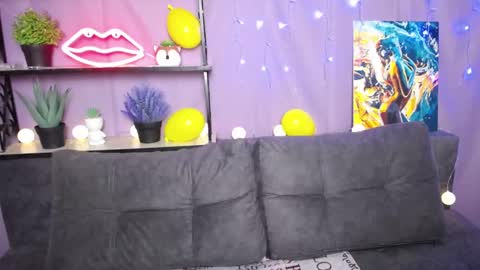 Snapshot of milaloona chatting on January 22, 9:57 am Milaloona online show from January 22, 9:57 am