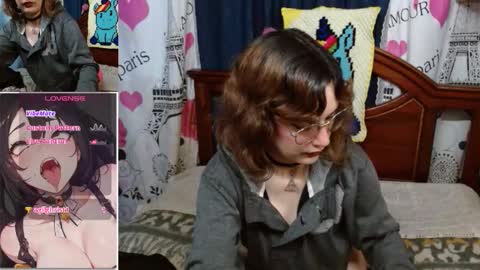 Snapshot of milalunala chatting on November 7, 9:59 pm Mila-Lunala online show from November 7, 9:59 pm