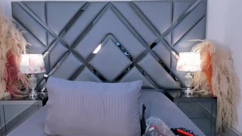 Snapshot of milan_lewiss chatting on September 25, 6:44 pm milan_lewiss online show from September 25, 6:44 pm