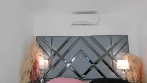 Snapshot of milan_lewiss chatting on October 3, 11:51 am milan_lewiss online show from October 3, 11:51 am