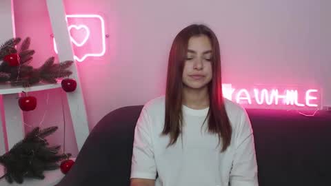 milanaangelas online show from December 23, 5:49 am