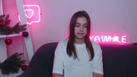 milanaangelas online show from December 24, 6:00 am