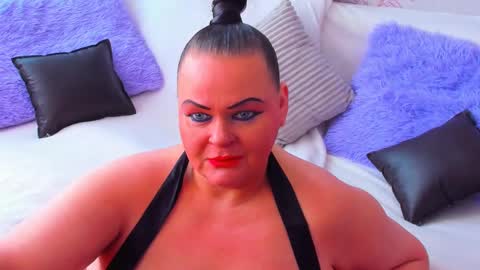 Snapshot of milanabiegert chatting on February 23, 8:28 am Lana online show from February 23, 8:28 am