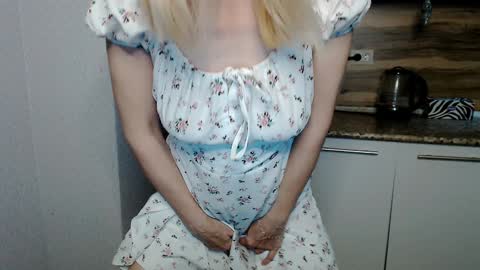 Snapshot of milanav chatting on January 3, 1:16 am Milena online show from January 3, 1:16 am