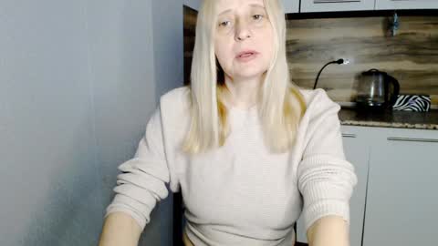 Snapshot of milanav chatting on January 17, 7:41 am Milena online show from January 17, 7:41 am