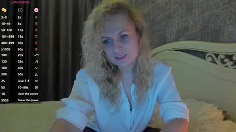 milanna_x online show from September 24, 6:44 pm
