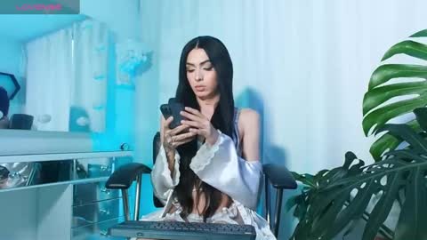 Snapshot of milansantana24 chatting on March 8, 10:02 pm MILAN SANTANA online show from March 8, 10:02 pm