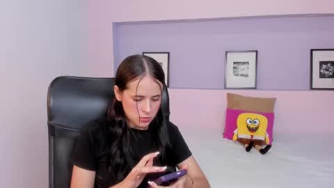 Snapshot of milarose4 chatting on December 27, 11:50 am Mila Rose online show from December 27, 11:50 am