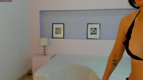 Snapshot of milarose4 chatting on January 26, 12:11 pm Mila Rose online show from January 26, 12:11 pm