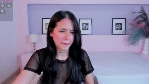 Snapshot of milarose4 chatting on January 28, 12:00 pm Mila Rose online show from January 28, 12:00 pm