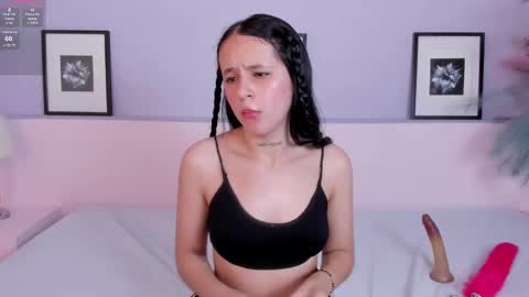 Snapshot of milarose4 chatting on January 30, 3:08 pm Mila Rose online show from January 30, 3:08 pm