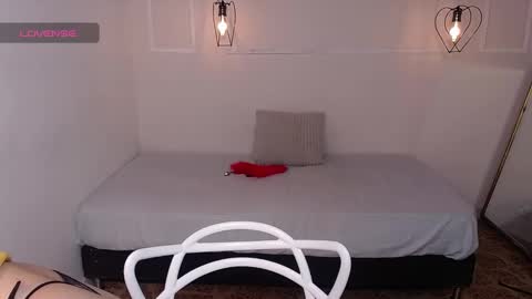 Snapshot of milarose4 chatting on February 25, 3:05 pm Mila Rose online show from February 25, 3:05 pm