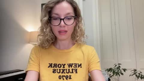 Mila online show from September 14, 3:00 pm