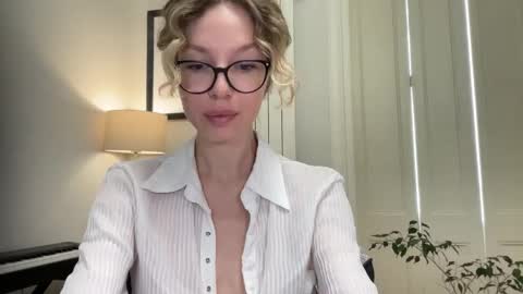 Mila online show from September 24, 10:40 am