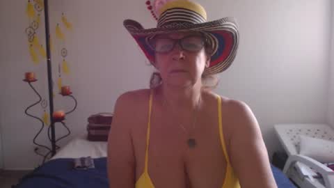 Snapshot of milchanell chatting on February 20, 9:20 pm milchanell online show from February 20, 9:20 pm