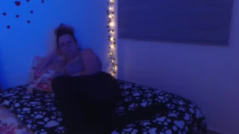 Snapshot of milchanell chatting on September 26, 7:01 am milchanell online show from September 26, 7:01 am