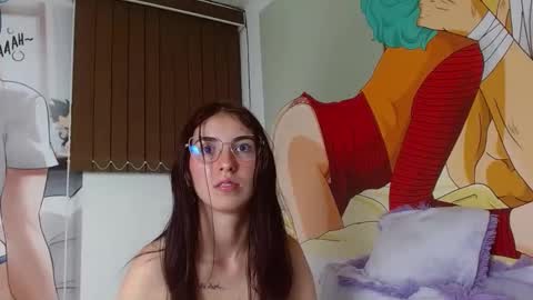 Snapshot of mildrecute chatting on February 10, 11:55 pm Ana online show from February 10, 11:55 pm