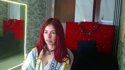 Snapshot of mildrecute chatting on November 26, 9:05 pm Ana online show from November 26, 9:05 pm