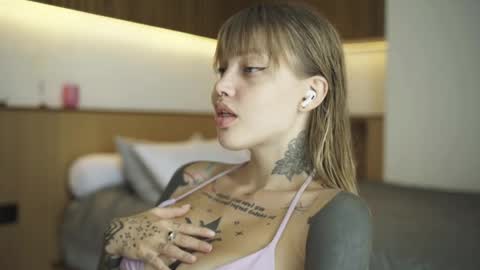 M  Telegram mamagotachannel online show from April 22, 4:04 am