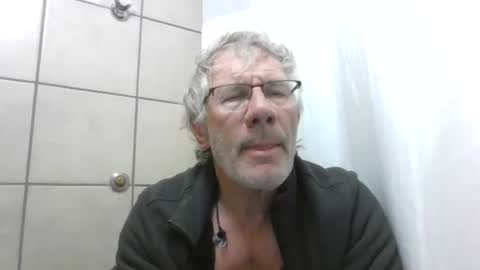 Milehi1958 online show from December 4, 12:14 pm