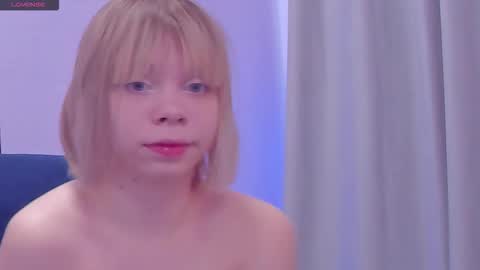 Snapshot of milena_brilliant chatting on September 30, 7:57 am Milena online show from September 30, 7:57 am