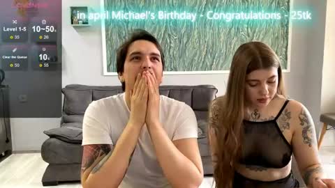 Miley and Michael online show from April 17, 2:42 pm