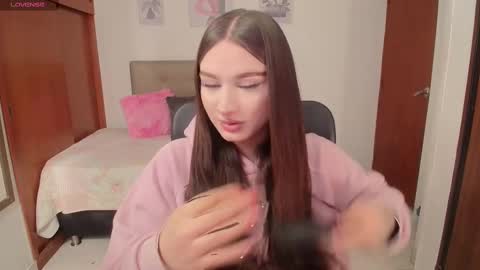 Miley online show from October 27, 4:22 pm