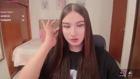 Miley online show from November 24, 4:18 pm