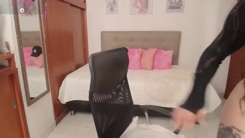 Miley online show from January 9, 1:14 pm