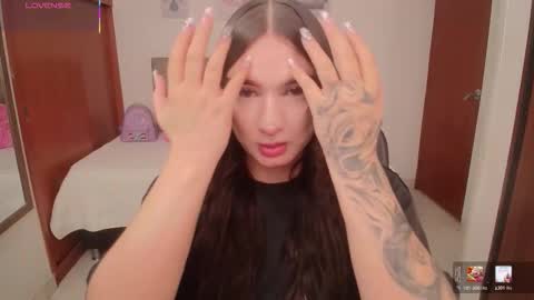 Miley online show from February 4, 1:17 pm